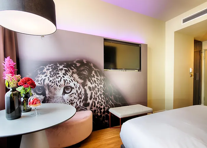 Buchen Sie Ihr Traumhotel mit Pool in Mannheim - Erleben Sie Luxus pur!